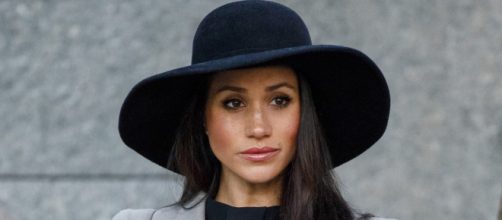 Meghan Markle nei guai, si è licenziata anche la quarta assistente: colpa dei capricci della Duchessa del Sussex.