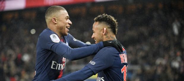 Mbappé et Neymar se retrouveront-ils au Real Madrid cet été ? Mbappé et Neymar se retrouveront-ils au Real Madrid cet été ?