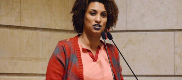 Polícia prende suspeitos de assassinar Marielle Franco e o motorista Anderson Gomes. (Foto: Agência Brasil; Renan Olaz/Câmara Municipal do Rio) Polícia prende suspeitos de assassinar Marielle Franco e o motorista Anderson Gomes. (Foto: Agência Brasil; Renan Olaz/Câmara Municipal do Rio)