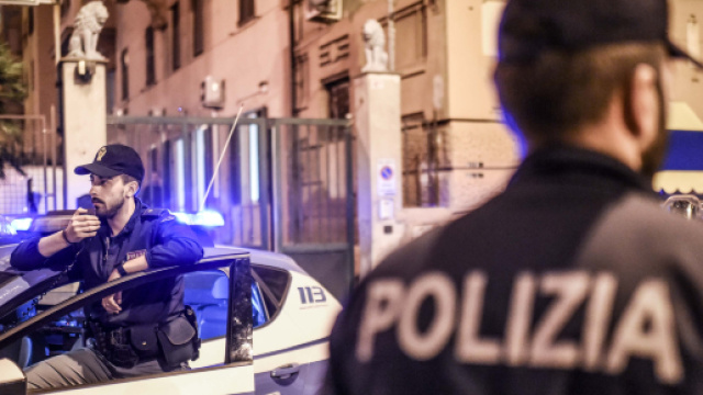 Palermo, rapina in un minimarket in pieno centro: un morto e due feriti