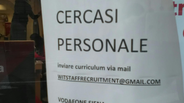 Reddito di cittadinanza: si potranno rifiutare lavori come parrucchiere e commesso