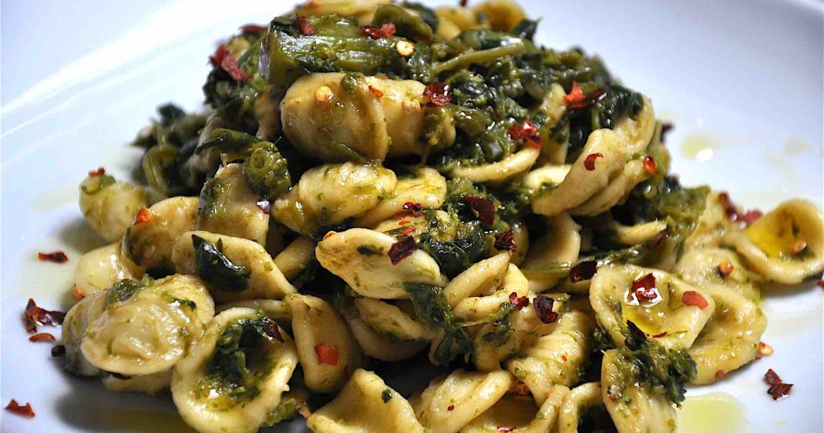 Ricetta orecchiette cime di rapa e vongole: pasta fresca ...