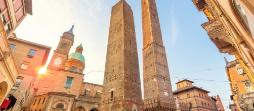 Bologna, torta nazista ad una festa di compleanno