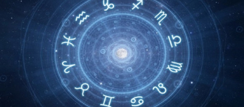 Oroscopo 14 marzo: Scorpione capace di leggere il pensiero, Ariete in vena di confidenze