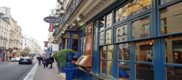 Café Le Procope, ingresso presso la Rue de l'Ancienne Commedie Café Le Procope, ingresso presso la Rue de l'Ancienne Commedie