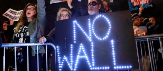Demócratas logran votos en el Senado para rechazar emergencia de Trump. - televisa.com Demócratas logran votos en el Senado para rechazar emergencia de Trump. - televisa.com