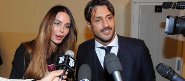 Fabrizio Corona è l'ex moglie Nina Moric Fabrizio Corona è l'ex moglie Nina Moric