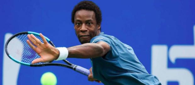 Gael Monfils n'a pas perdu de temps sur le terrain, expédiant Philipp Kohlschreiber sur le score sans appel de 6/0, 6/2 Gael Monfils n'a pas perdu de temps sur le terrain, expédiant Philipp Kohlschreiber sur le score sans appel de 6/0, 6/2