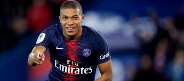 Calciomercato Juventus, possibile colpo Mbappé per una squadra da sogno (RUMORS) Calciomercato Juventus, possibile colpo Mbappé per una squadra da sogno (RUMORS)