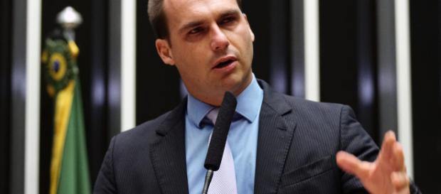 O deputado federal Eduardo Bolsonaro (Arquivo Blasting News) O deputado federal Eduardo Bolsonaro (Arquivo Blasting News)