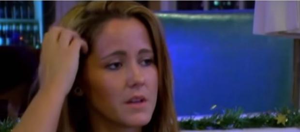 Teen Mom Janelle Evans posts about new babies, fans predict clickbait titles over new chickens - Image credit - MTV / YouTube Teen Mom Janelle Evans posts about new babies, fans predict clickbait titles over new chickens - Image credit - MTV / YouTube