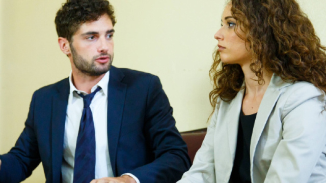 Anticipazioni Un posto al sole: Niko e la fidanzata in attesa del responso dei medici