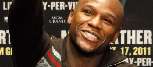 Floyd Mayweather is shown during a press conference for the fight against Victor Ortiz. Photo from Chamber of Fear/ https://commons.wikimedia.org