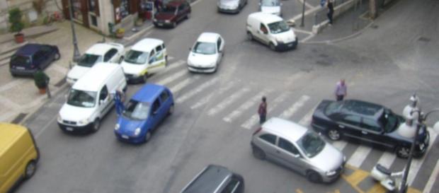 Sosta selvaggia a Roma: 10 automobilisti a processo. Sosta selvaggia a Roma: 10 automobilisti a processo.