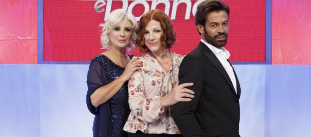 UOMINI E DONNE gianni, tina, tinì UOMINI E DONNE gianni, tina, tinì