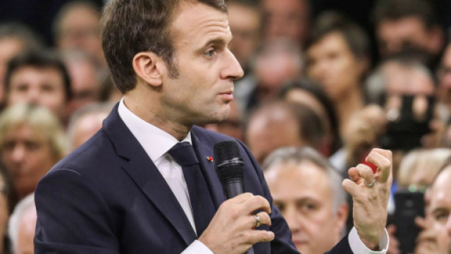 Face aux maires : ISF, RIC, 80km/h... Comment Macron a ouvert le ... - lexpress.fr