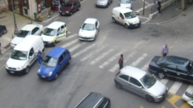 Sosta selvaggia a Roma: 10 automobilisti a processo.