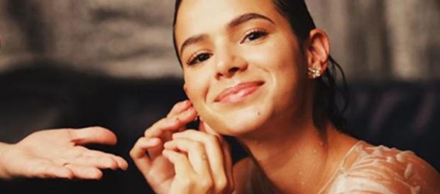 Bruna Marquezine (Foto: Reprodução/Instagram) Bruna Marquezine (Foto: Reprodução/Instagram)