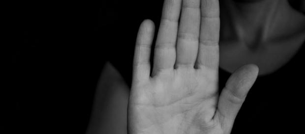 Medida protetiva: o que é e como pedir em caso de violência. (Foto: Reprodução) Medida protetiva: o que é e como pedir em caso de violência. (Foto: Reprodução)