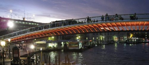Venezia, trovata morta la donna del video hot sotto il ponte di Calatrava | veneziatiamo.eu