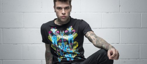 Fedez scrive per errore sul web il numero di Valentina Ferragni