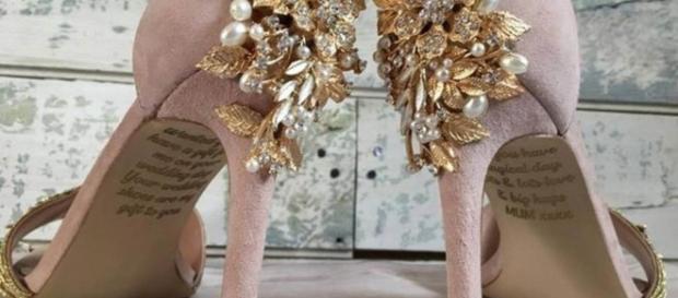 História comovente de uma mãe que deixou linda mensagem para a filha (Reprodução/Instagram/@laceandloveshoes) História comovente de uma mãe que deixou linda mensagem para a filha (Reprodução/Instagram/@laceandloveshoes)