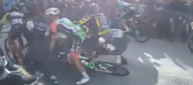 L'incidente che ha coinvolto Michael Bresciani alla Tirreno Adriatico L'incidente che ha coinvolto Michael Bresciani alla Tirreno Adriatico