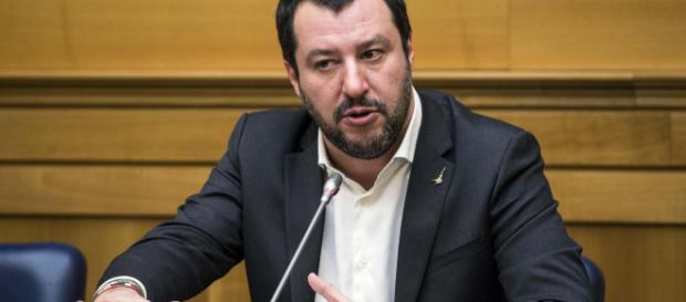 Matteo Salvini continua a sostenere la fattibilità della Flat tax - certastampa.it Matteo Salvini continua a sostenere la fattibilità della Flat tax - certastampa.it