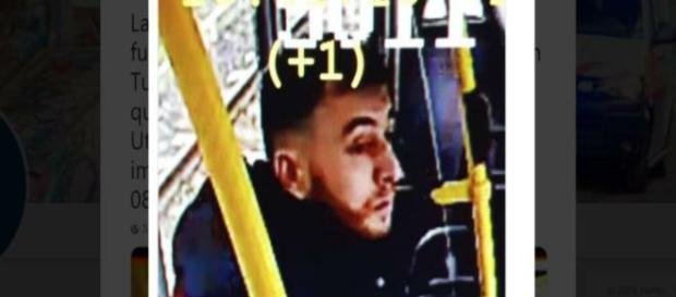Arrestato il sospettato della sparatoria a Utrecht: tre le vittime, cinque i feriti. Arrestato il sospettato della sparatoria a Utrecht: tre le vittime, cinque i feriti.