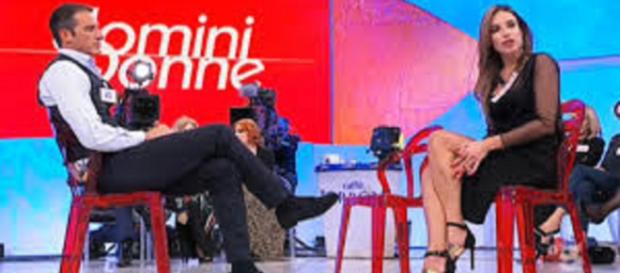 Uomini e donne puntata del 18 marzo: David bacia Cristina ed escono dal programma Uomini e donne puntata del 18 marzo: David bacia Cristina ed escono dal programma