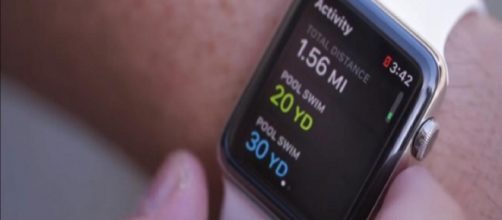Apple Watch detecta problemas cardíacos. (Foto: Reprodução/TechCrunch/Youtube)