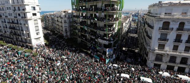 Algérie : nouvelles manifestations monstres après l'annonce du ... - lejdd.fr Algérie : nouvelles manifestations monstres après l'annonce du ... - lejdd.fr
