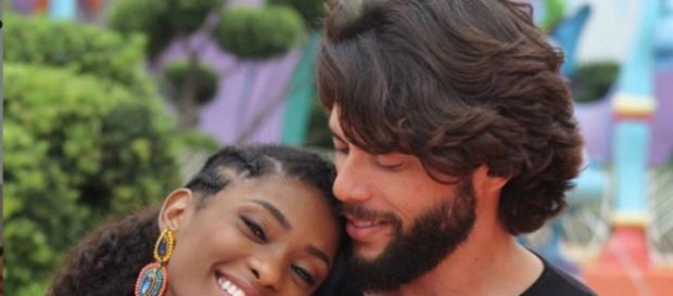 Erika Januza receba críticas (Foto: Reprodução/ Instagram) Erika Januza receba críticas (Foto: Reprodução/ Instagram)