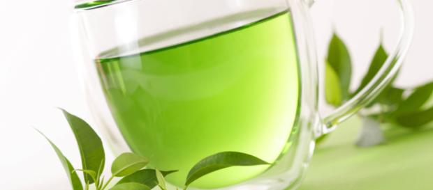 Il tè verde è un valido alleato contro l'obesità, lo rivela uno studio statunitense Il tè verde è un valido alleato contro l'obesità, lo rivela uno studio statunitense