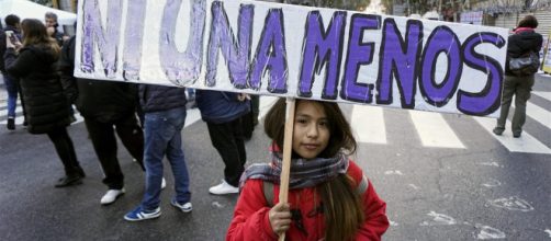 In Argentina una bambina 11enne è stata costretta a partorire dopo essere stata violentata
