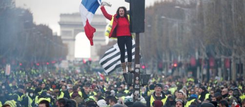 Francia anuncia medidas después de las protestas del pasado 16 de marzo