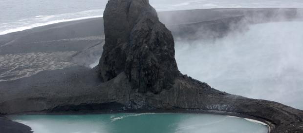 Anjouan, l'isola coperta di quarzo che nessuno sa spiegarsi. Anjouan, l'isola coperta di quarzo che nessuno sa spiegarsi.