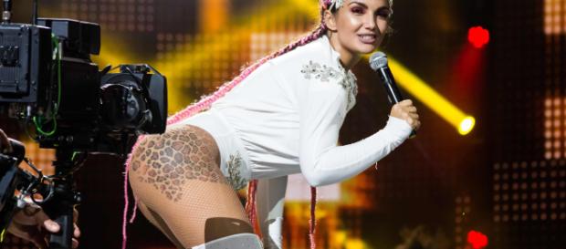 Elettra Lamborghini, piercing parti intime Elettra Lamborghini, piercing parti intime