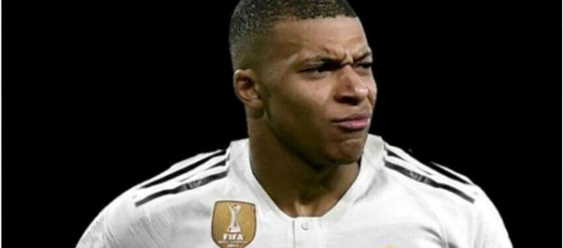 Mercato PSG : Mbappé serait bien sur la liste de Zidane Mercato PSG : Mbappé serait bien sur la liste de Zidane