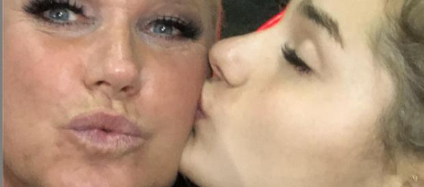 Xuxa e Sasha Meneghel juntas (Reprodução/Instagram/@xuxamenegheloficial) Xuxa e Sasha Meneghel juntas (Reprodução/Instagram/@xuxamenegheloficial)