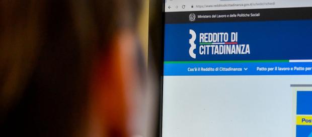 Reddito di cittadinanza, stop se finiscono i fondi. La circolare Inps Reddito di cittadinanza, stop se finiscono i fondi. La circolare Inps