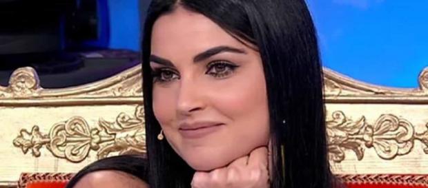 Teresa Langella, dopo U&D, potrebbe partecipare a Tale e Quale Show (RUMORS). Teresa Langella, dopo U&D, potrebbe partecipare a Tale e Quale Show (RUMORS).