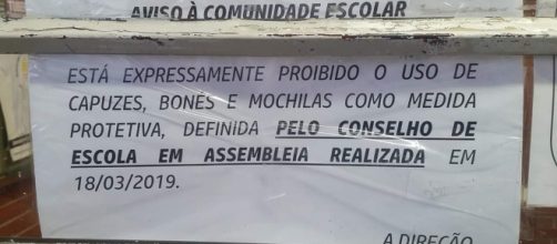 Cartaz deixa claro as proibições (Arquivo pessoal)