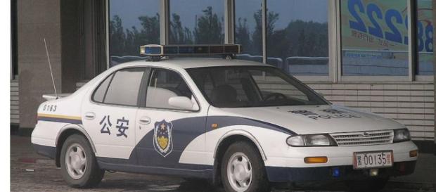 Auto sulla folla in Cina: polizia uccide l’assalitore, sei morti, sette feriti Auto sulla folla in Cina: polizia uccide l’assalitore, sei morti, sette feriti