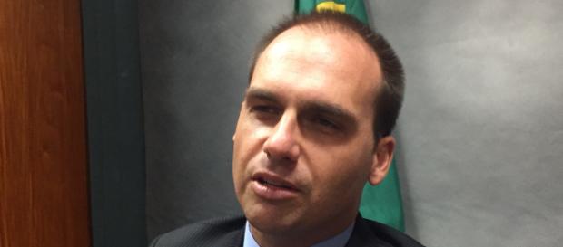 Eduardo Bolsonaro apoia uso da força contra Maduro - (Foto: Arquivo/BlastingNews) Eduardo Bolsonaro apoia uso da força contra Maduro - (Foto: Arquivo/BlastingNews)