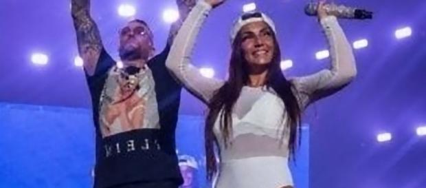 Elettra Lamborghini fa scandalo s'intravede il piercing nelle zone intime Elettra Lamborghini fa scandalo s'intravede il piercing nelle zone intime