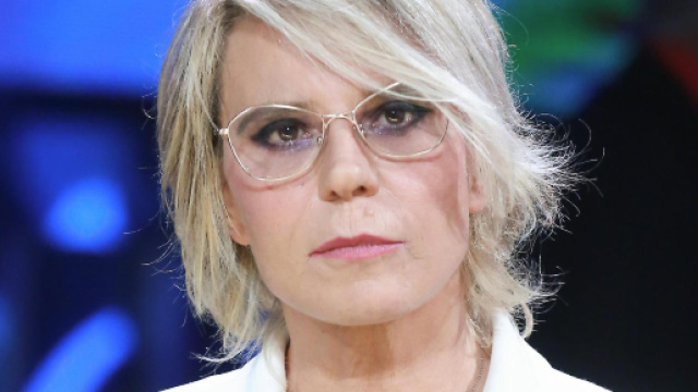 Anticipazioni U&D, Maria caccia Gianbattista: avrebbe spinto una ragazza della redazione