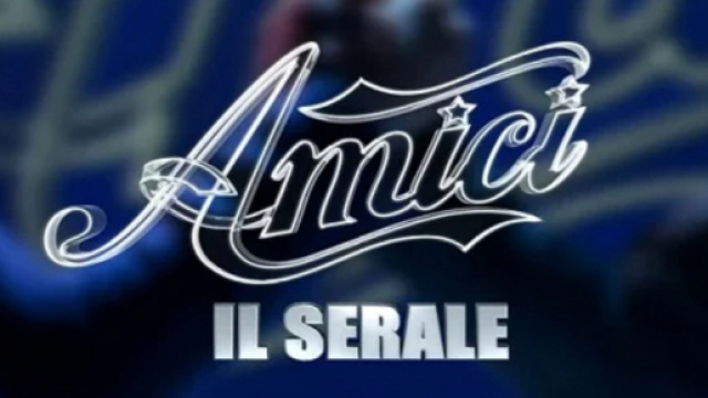 Anticipazioni Amici, 23 marzo: Vittorio Grigolo coach, formate le squadre del serale.