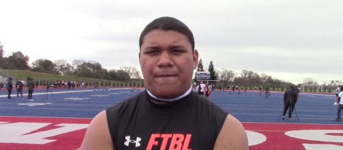 Jamar Sekona will check out the Nebraska football team [Source: Ryan Wright/YouTube]