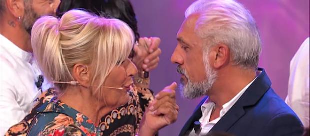 Uomini e Donne, le accuse di Gian Battista a Gemma e Rocco: 'C'è un video. Tra loro è tutto architettato' Uomini e Donne, le accuse di Gian Battista a Gemma e Rocco: 'C'è un video. Tra loro è tutto architettato'